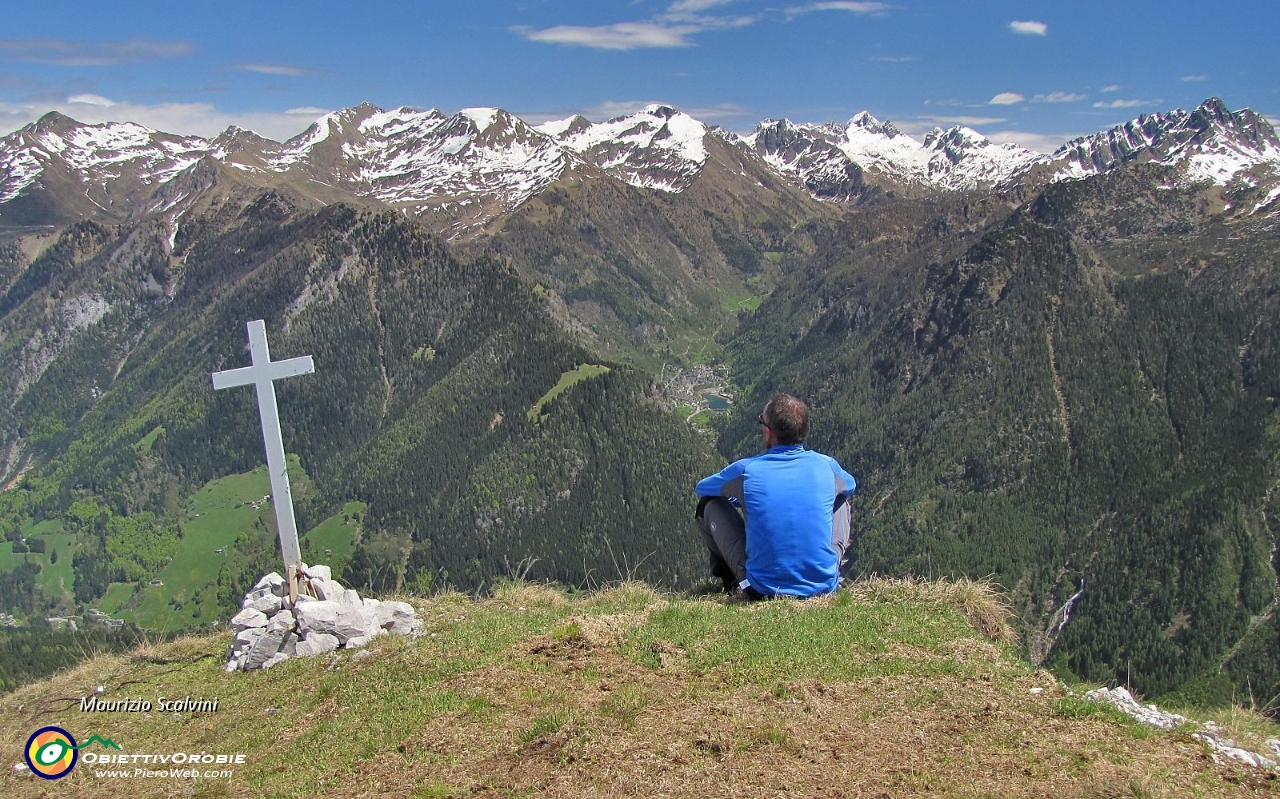 41 Il panorama è bellissimo, mi siedo e ammiro....JPG